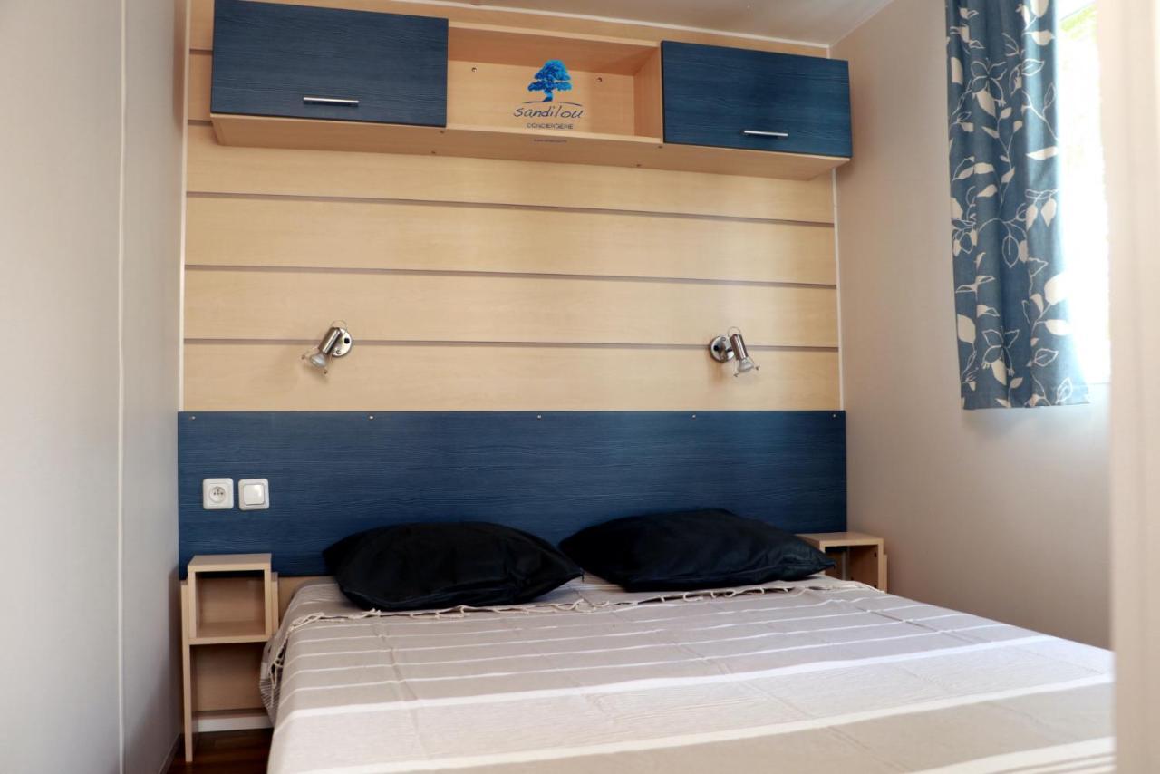 Mobilhome Paradis Bikini Sigean Buitenkant foto